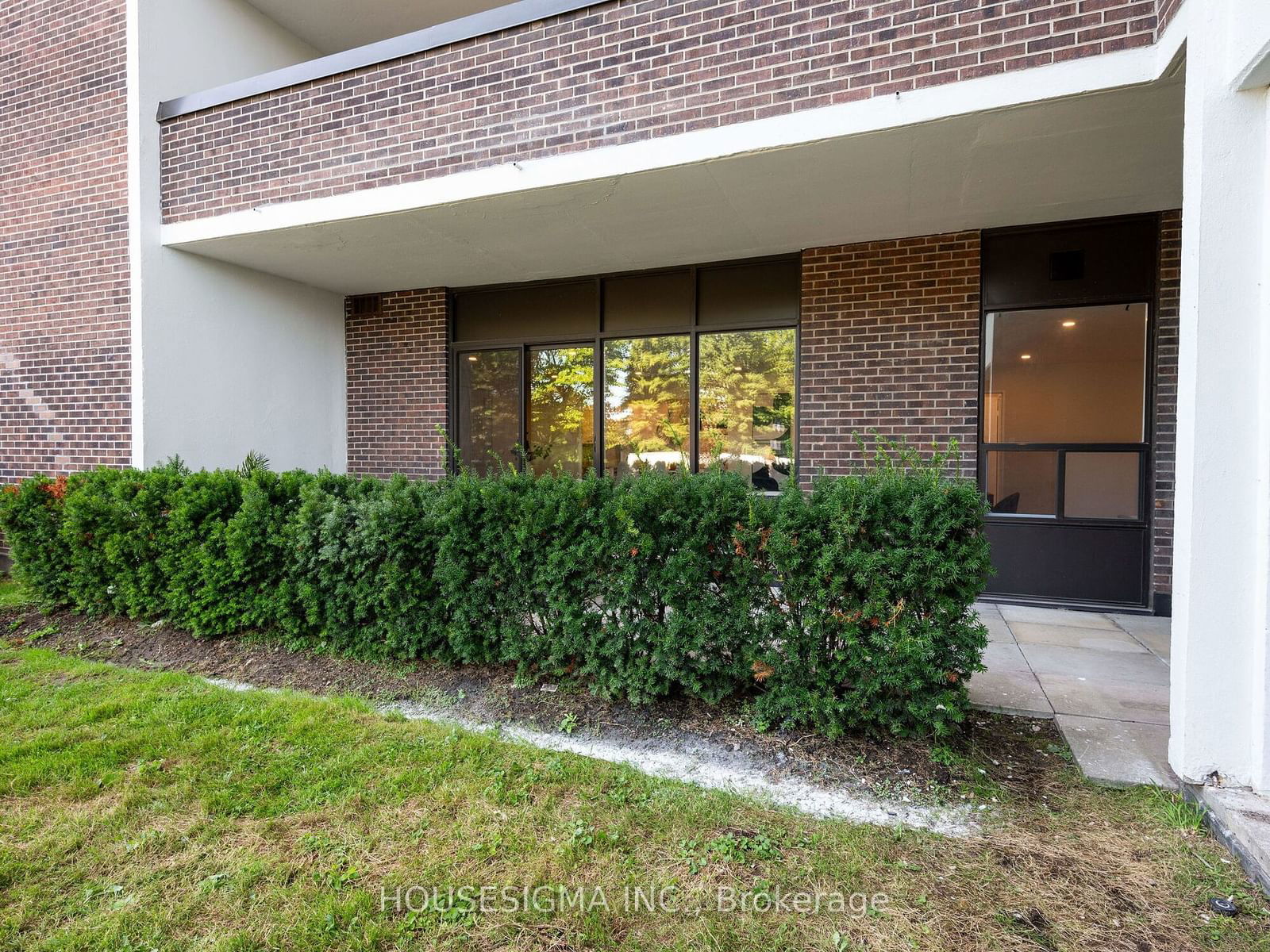 1515 Lakeshore Rd E, unit 101 for sale - image #31