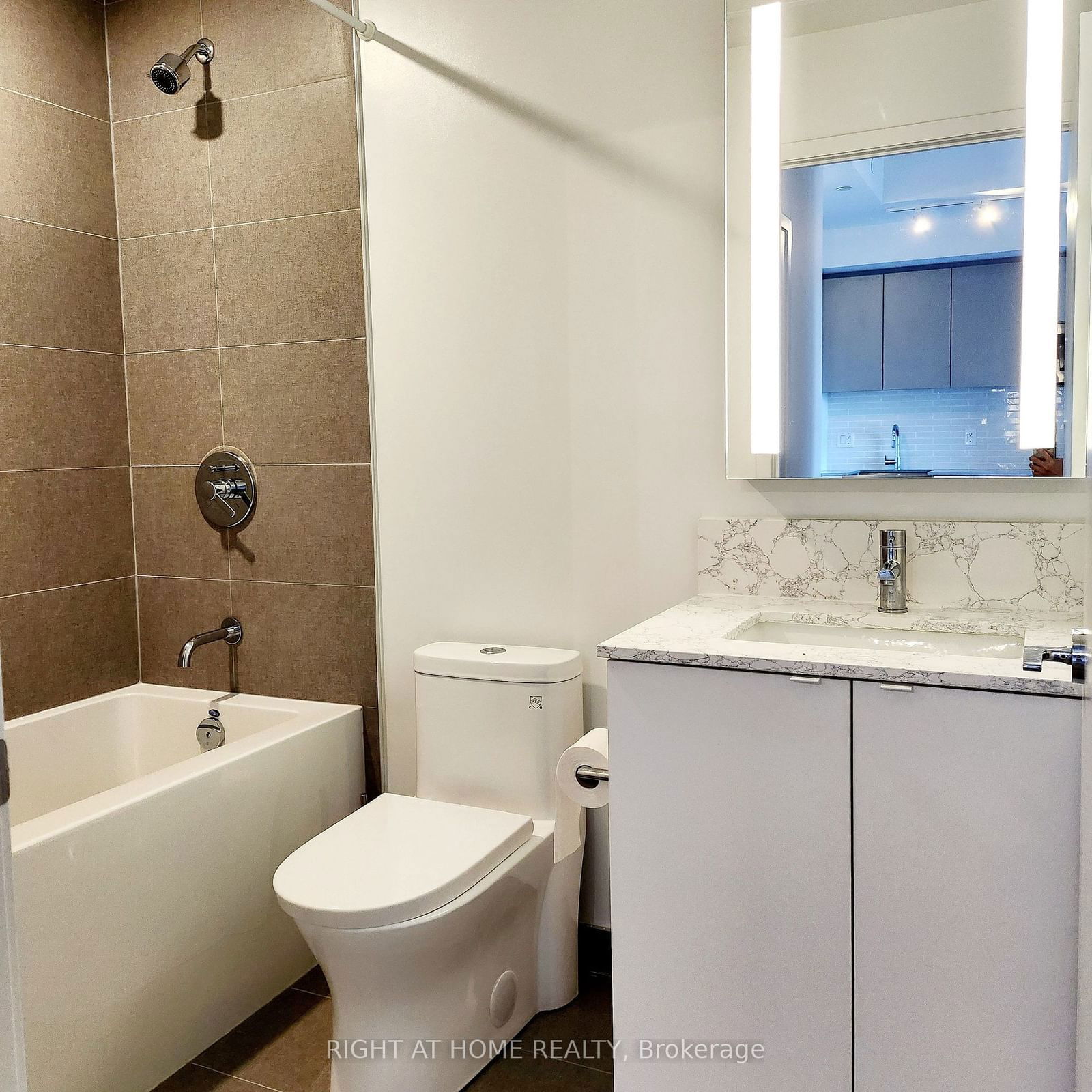 270 Dufferin St W, unit 513 for sale - image #9