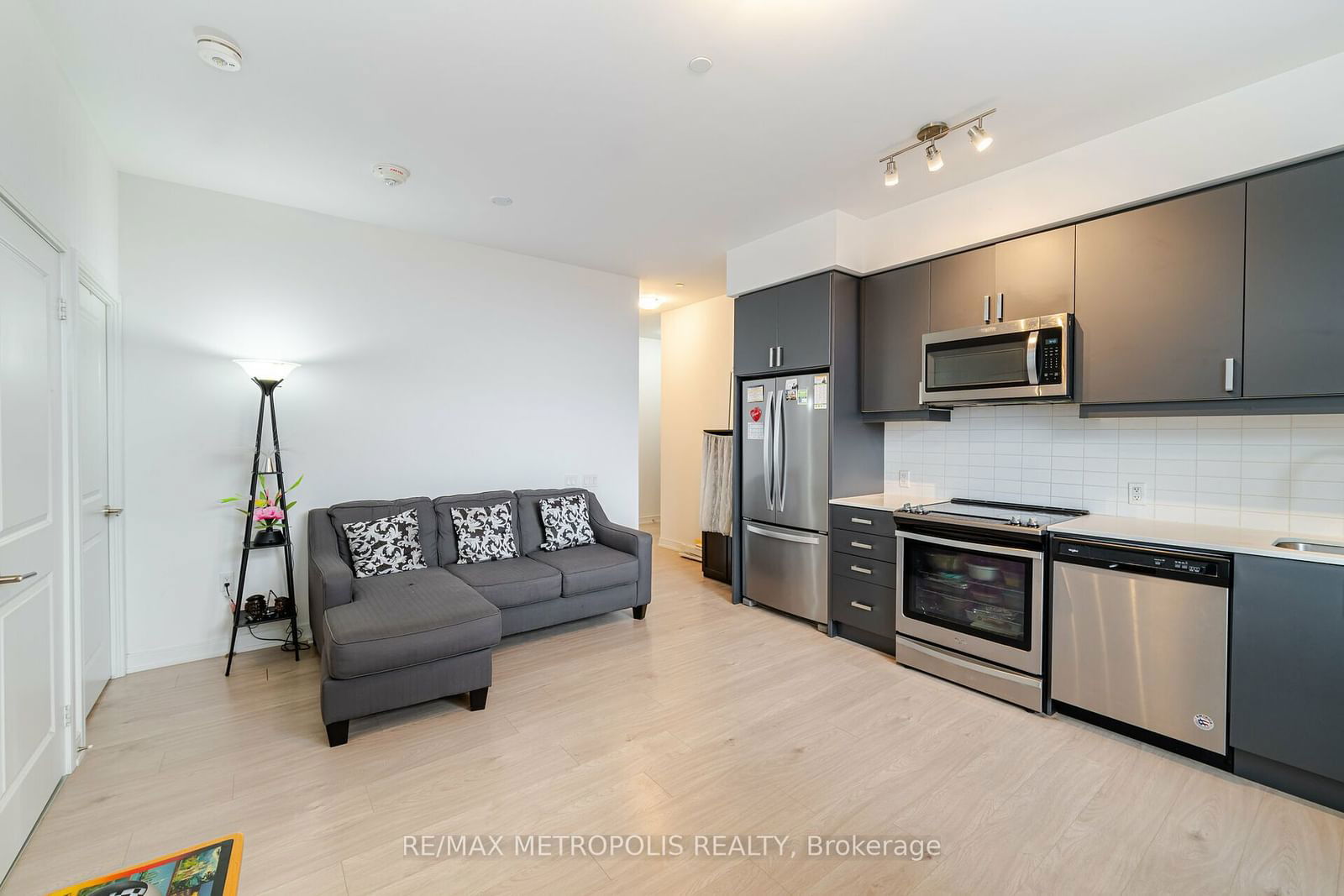 8 Nahani Way, unit 321 for sale - image #16