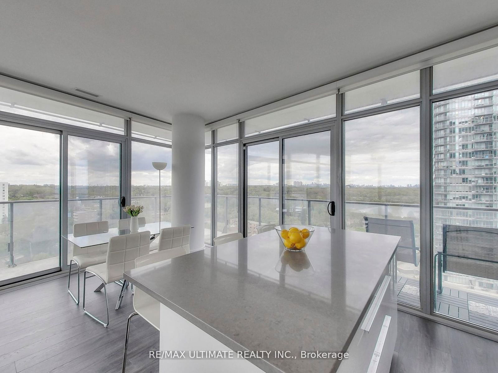 103 THE QUEENSWAY, unit 1514 for sale - image #25