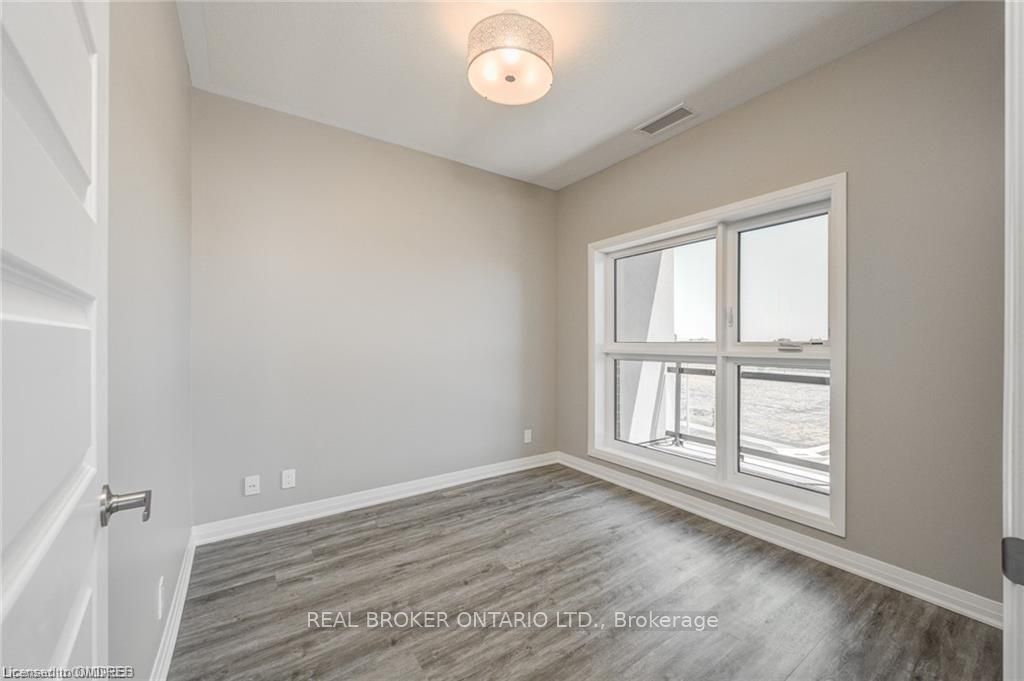 102 Grovewood Common, unit 417 for rent - image #10