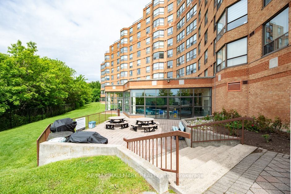 6 Humberline Dr, unit 218 for sale - image #26