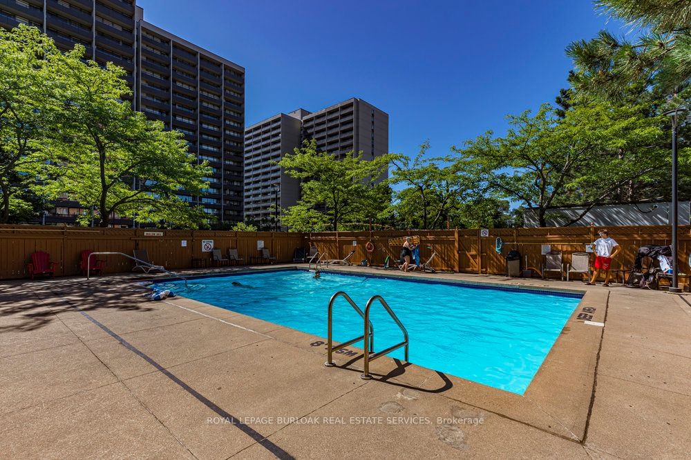 1276 Maple Crossing Blvd S, unit PH3 for sale