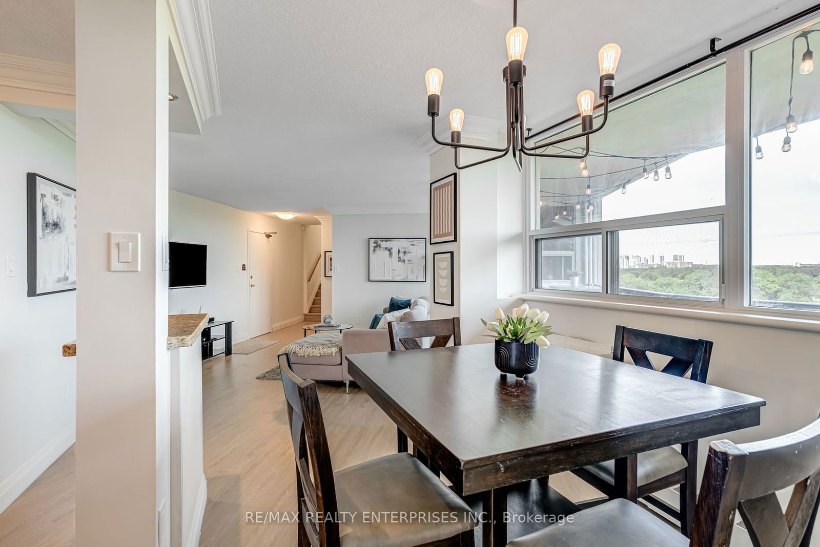 530 Lolita Gdns, unit 907 for sale - image #11