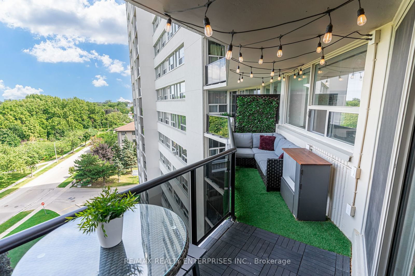 530 Lolita Gdns, unit 907 for sale - image #28