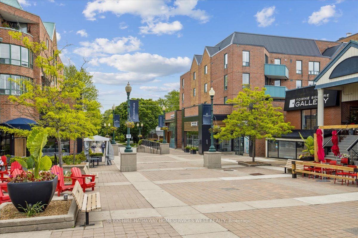 Ashbury Square Condos, Oakville, Toronto