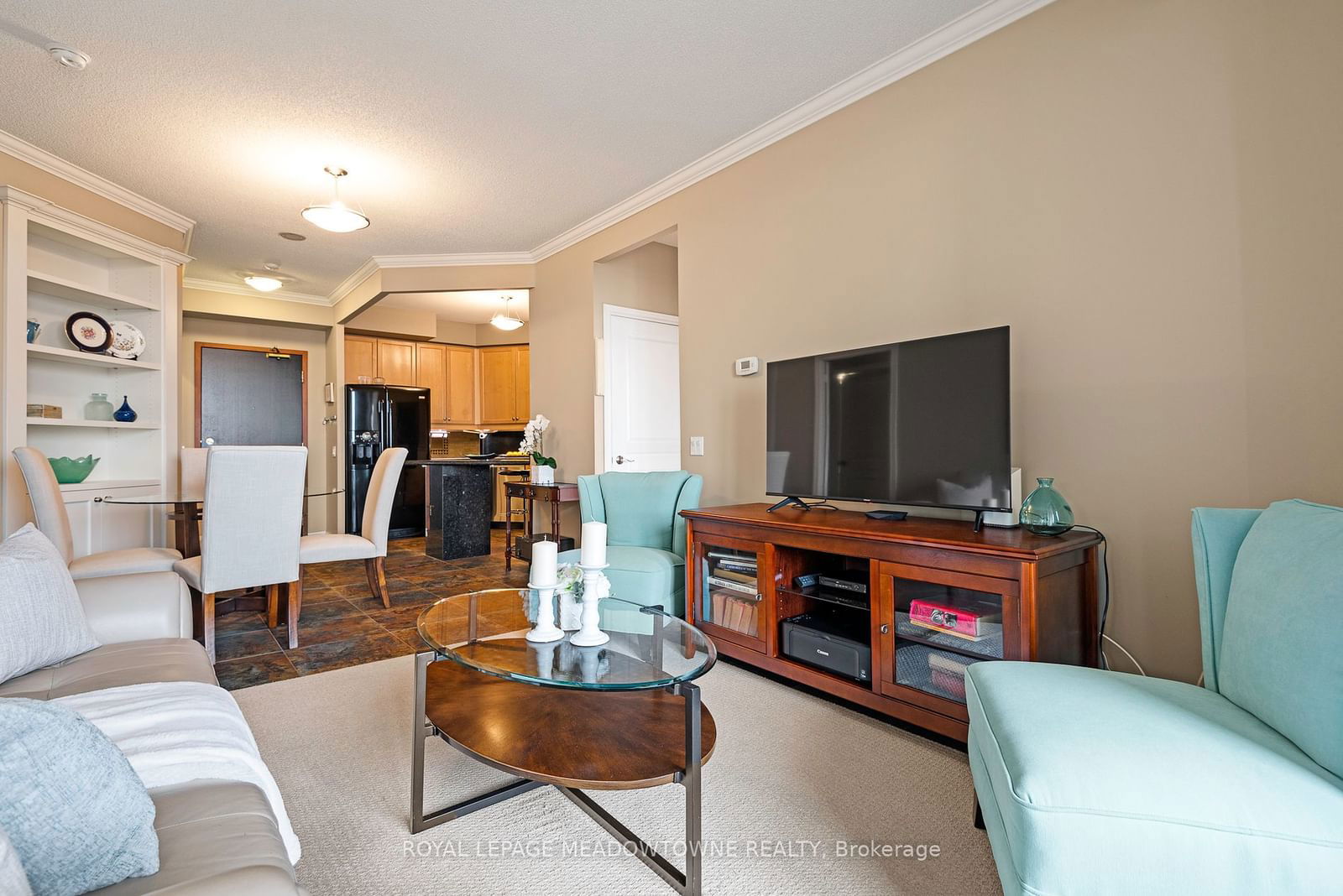 1 Belvedere Crt, unit 806 for sale - image #23