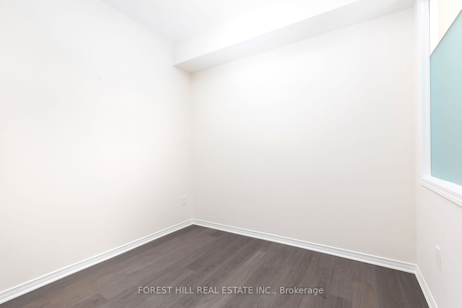 1100 Briar Hill Ave, unit 307 for rent - image #12