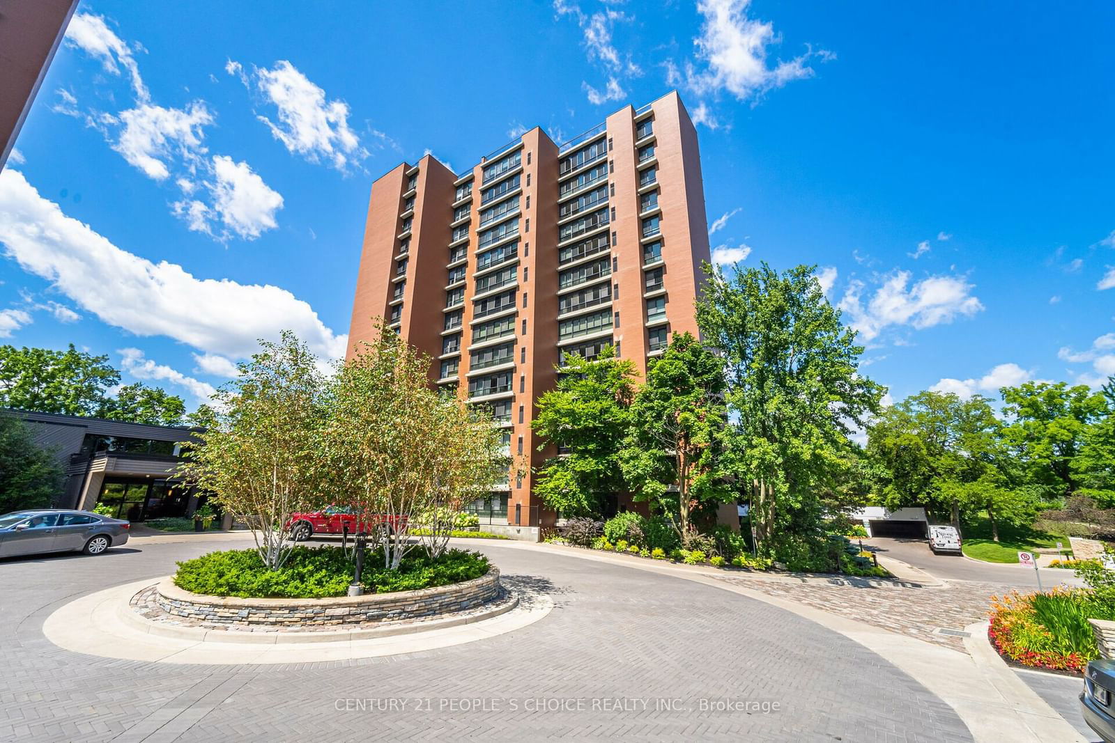 1400 Dixie Rd, unit 409 for sale - image #2