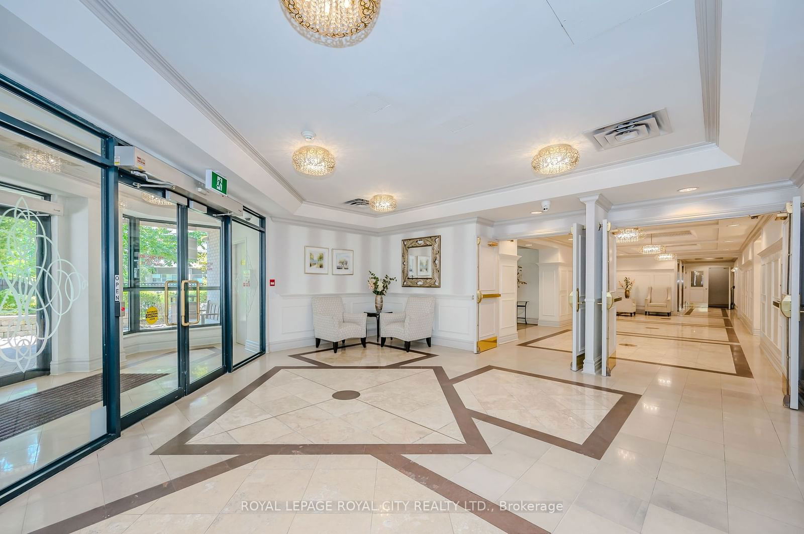 1 Lomond Dr, unit 705 for sale - image #5