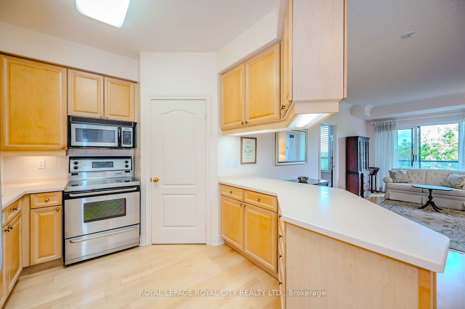 1 Lomond Dr, unit 705 for sale - image #8