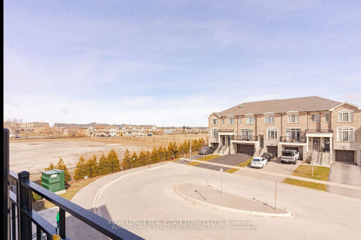 2420 Baronwood Dr, unit 18-03 for rent - image #17