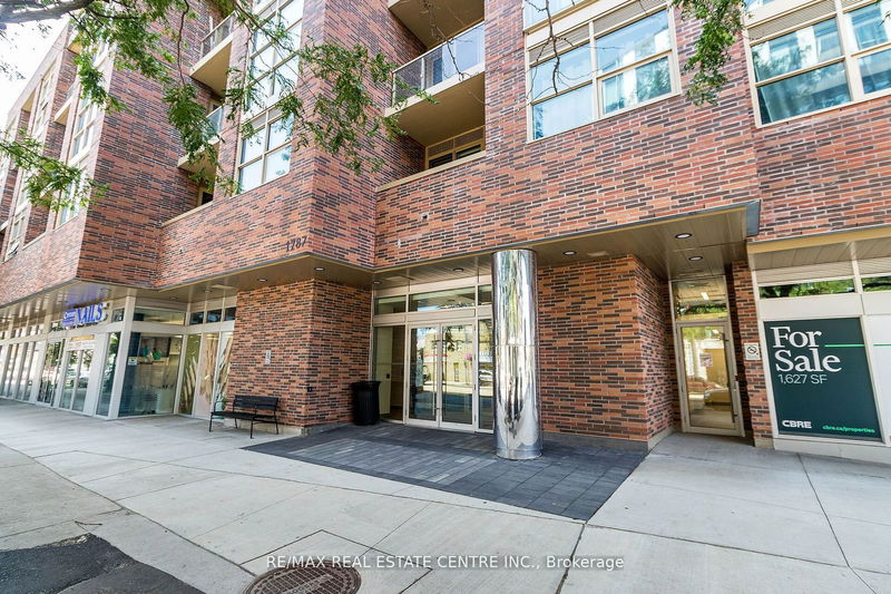 1787 St. Clair Ave, unit 223 for sale