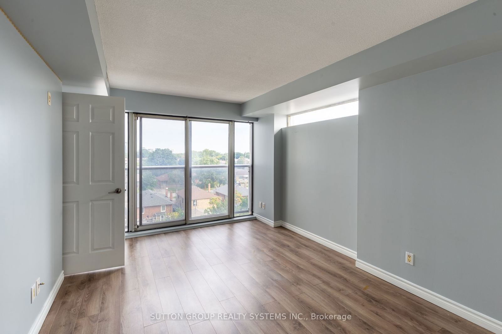 1040 The Queensway, unit 509 for rent - image #11