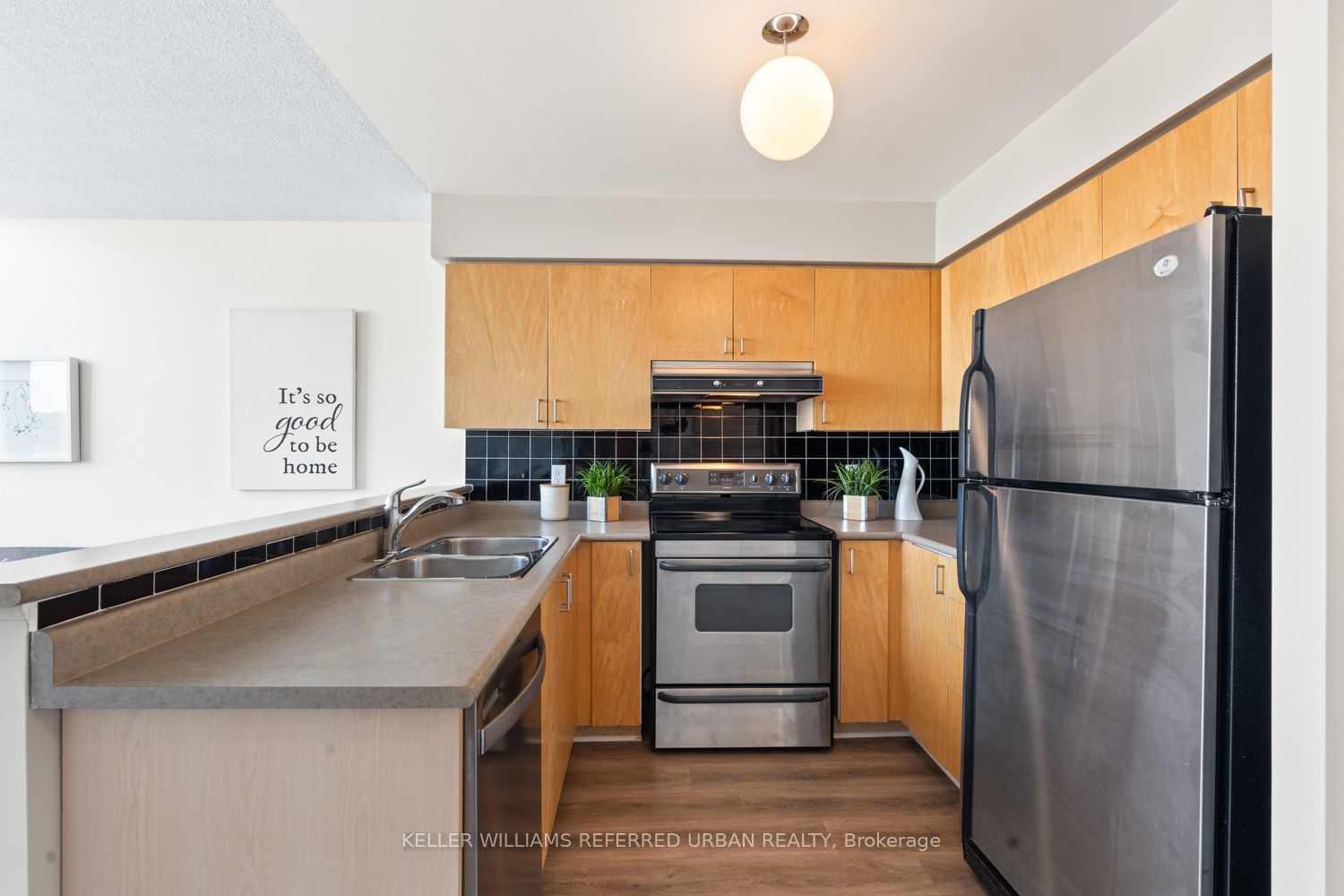 200 Manitoba St, unit 534 for sale - image #3