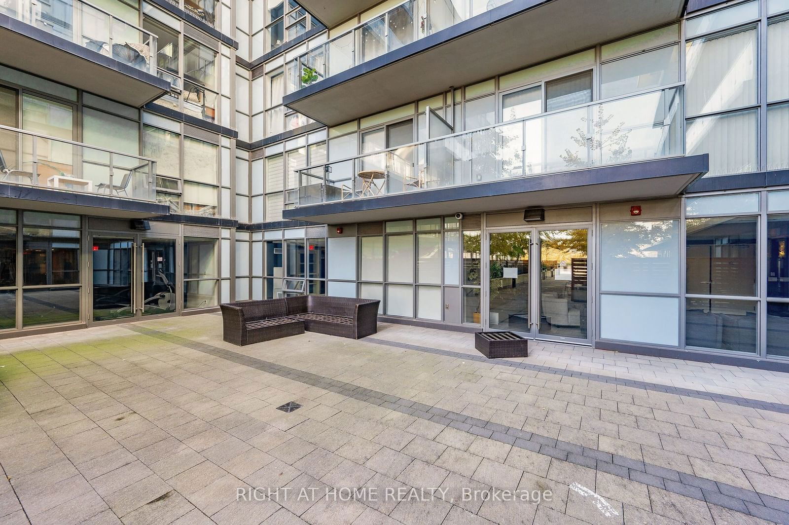 15 James Finlay Way, unit 917 for sale - image #32