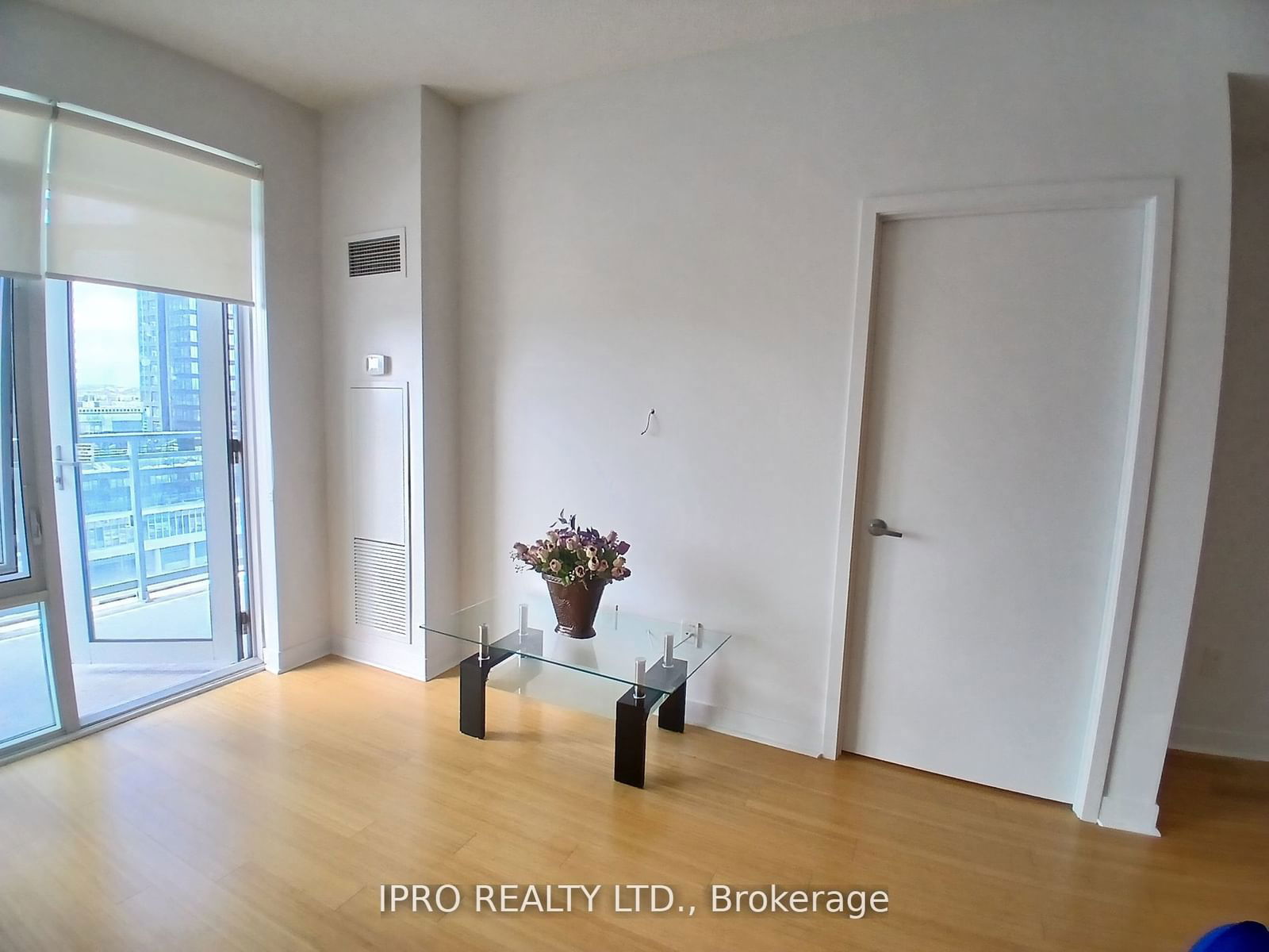 360 Square One Dr, unit 1007 for sale - image #10