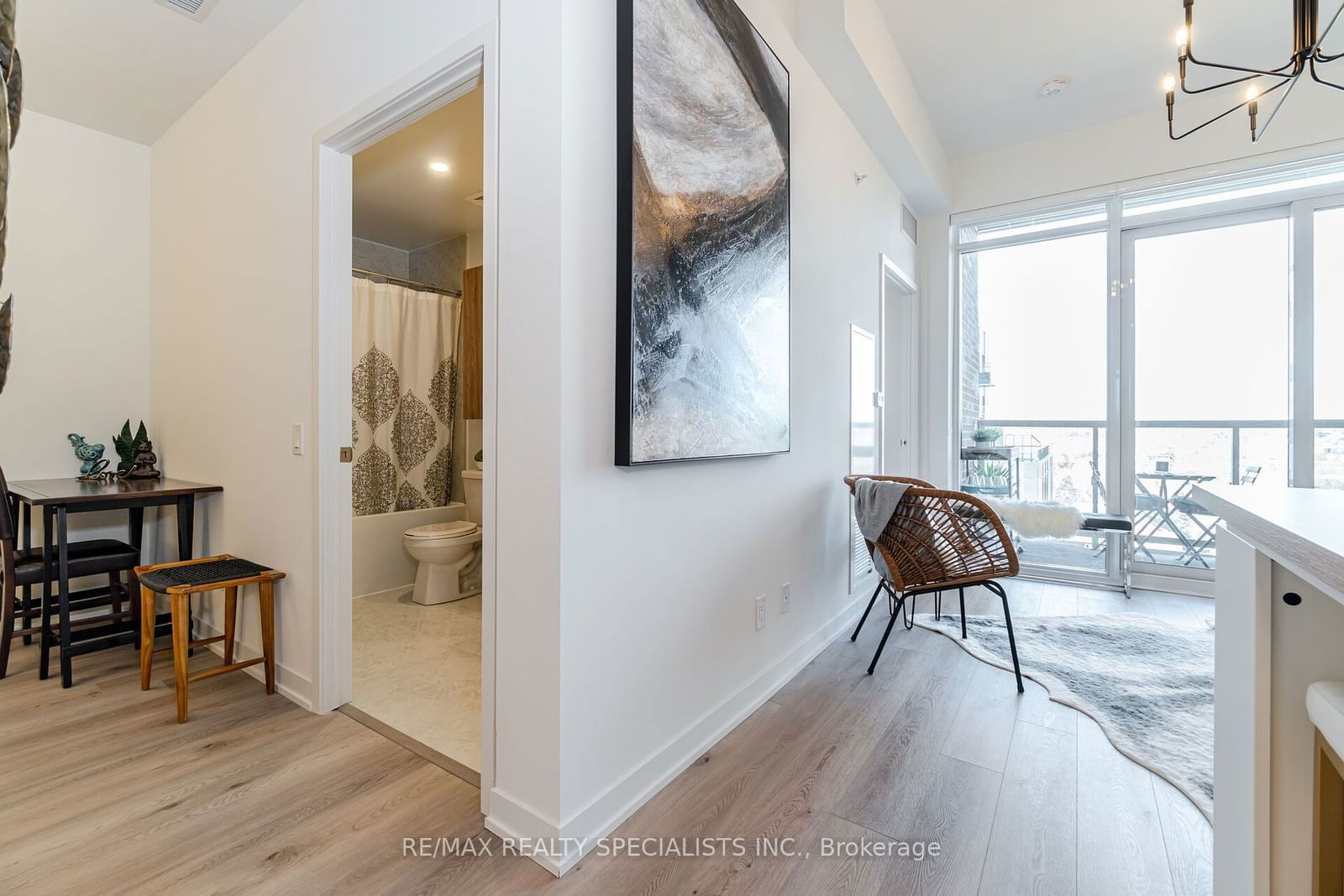 1787 St Clair Ave W, unit 912 for sale - image #13