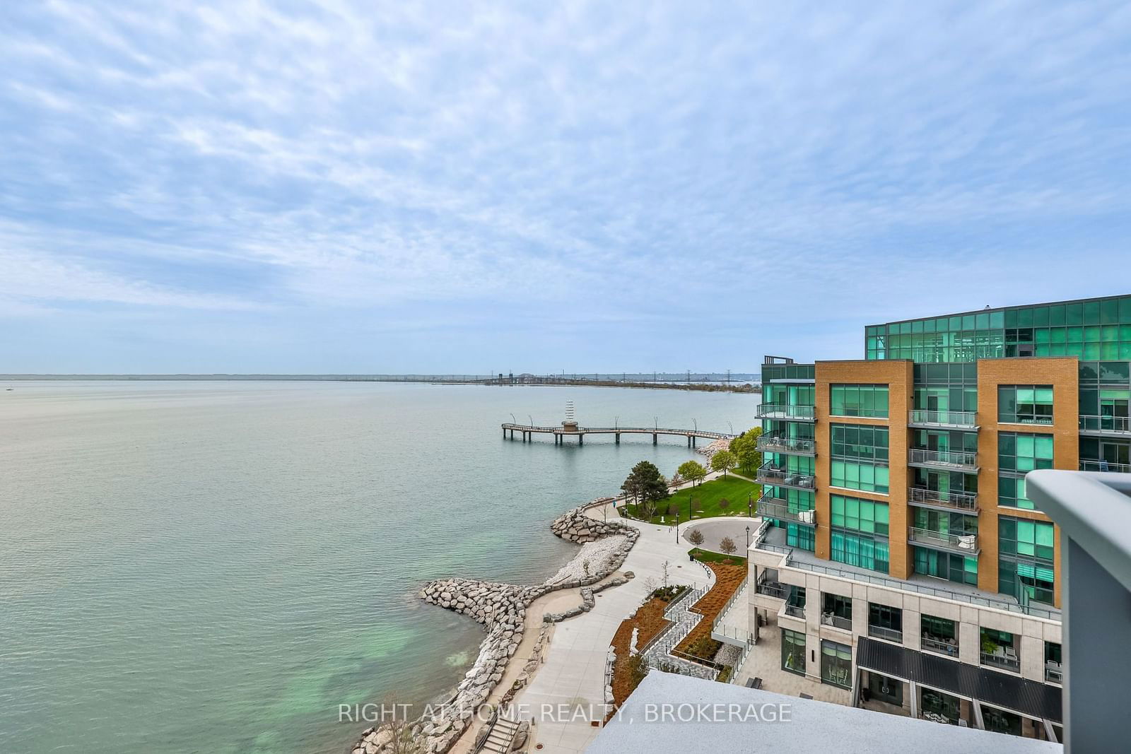 2060 Lakeshore Rd, unit 704 for sale - image #7