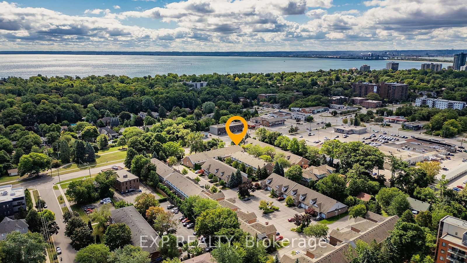 Barrington Square Townhomes, Burlington, Toronto