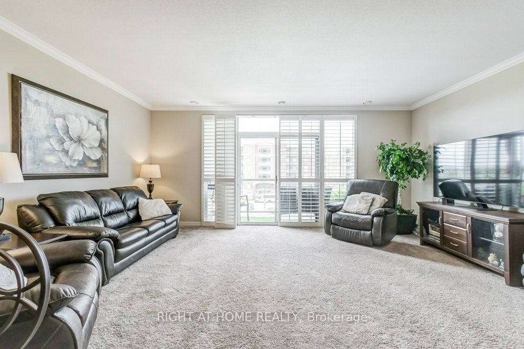 1998 Ironstone Dr, unit 409 for sale - image #8