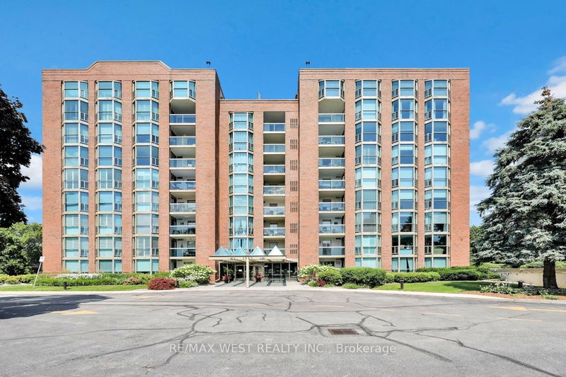 1225 North Shore Blvd E, unit 301 for sale - image #1