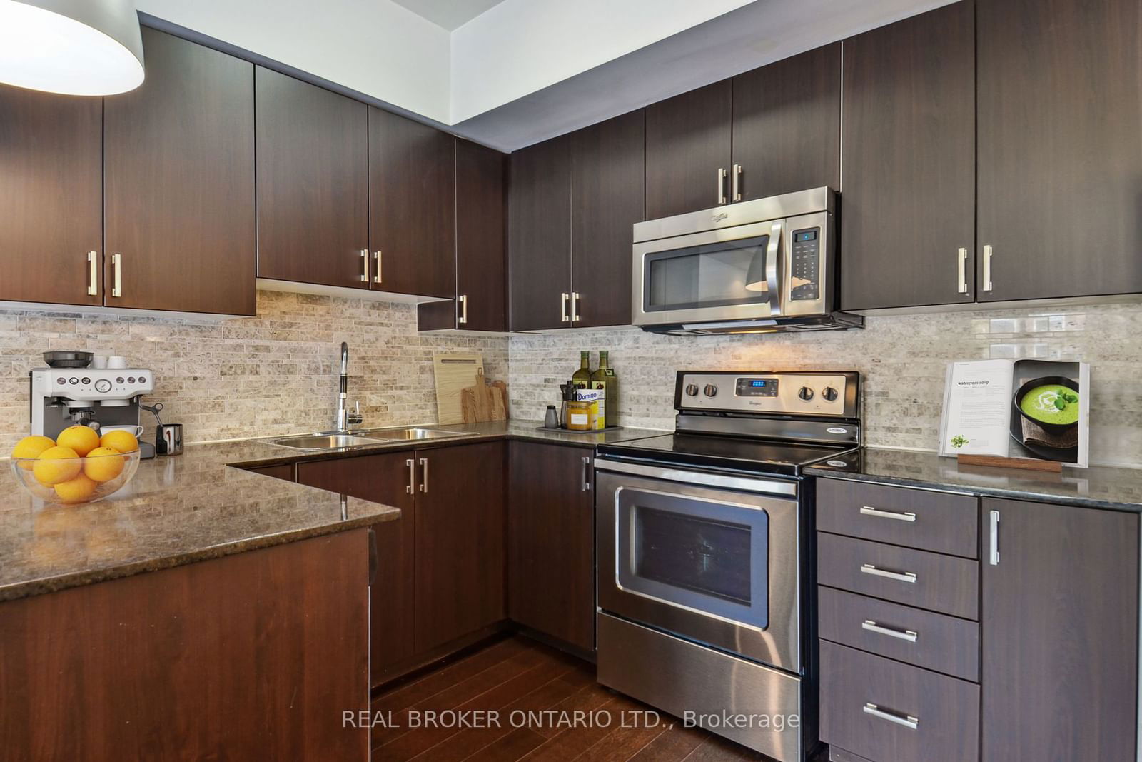 57 Macaulay Ave, unit 502 for sale - image #7