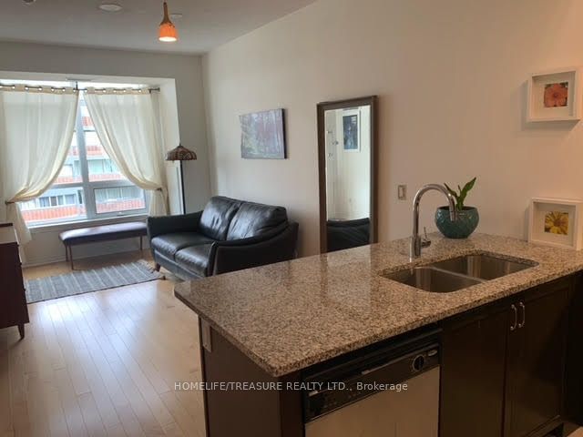 1135 ROYAL YORK Ave, unit 814 for sale - image #5