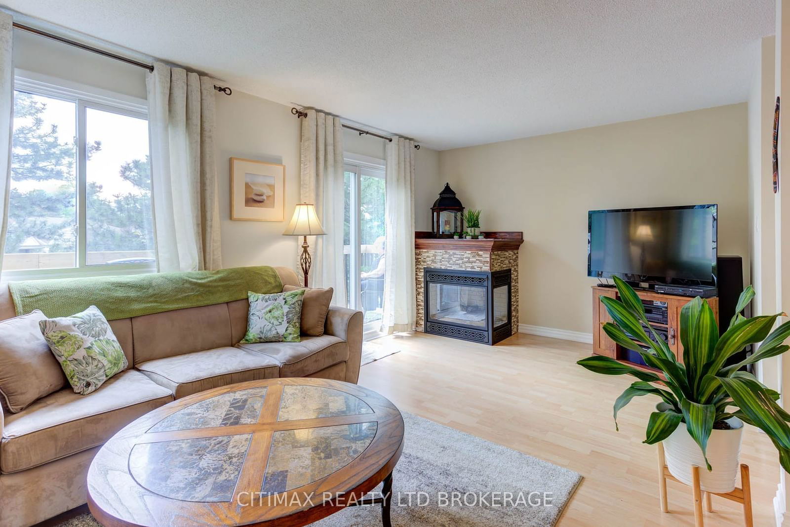 2651 Aquitaine Ave, unit 14 for sale - image #19