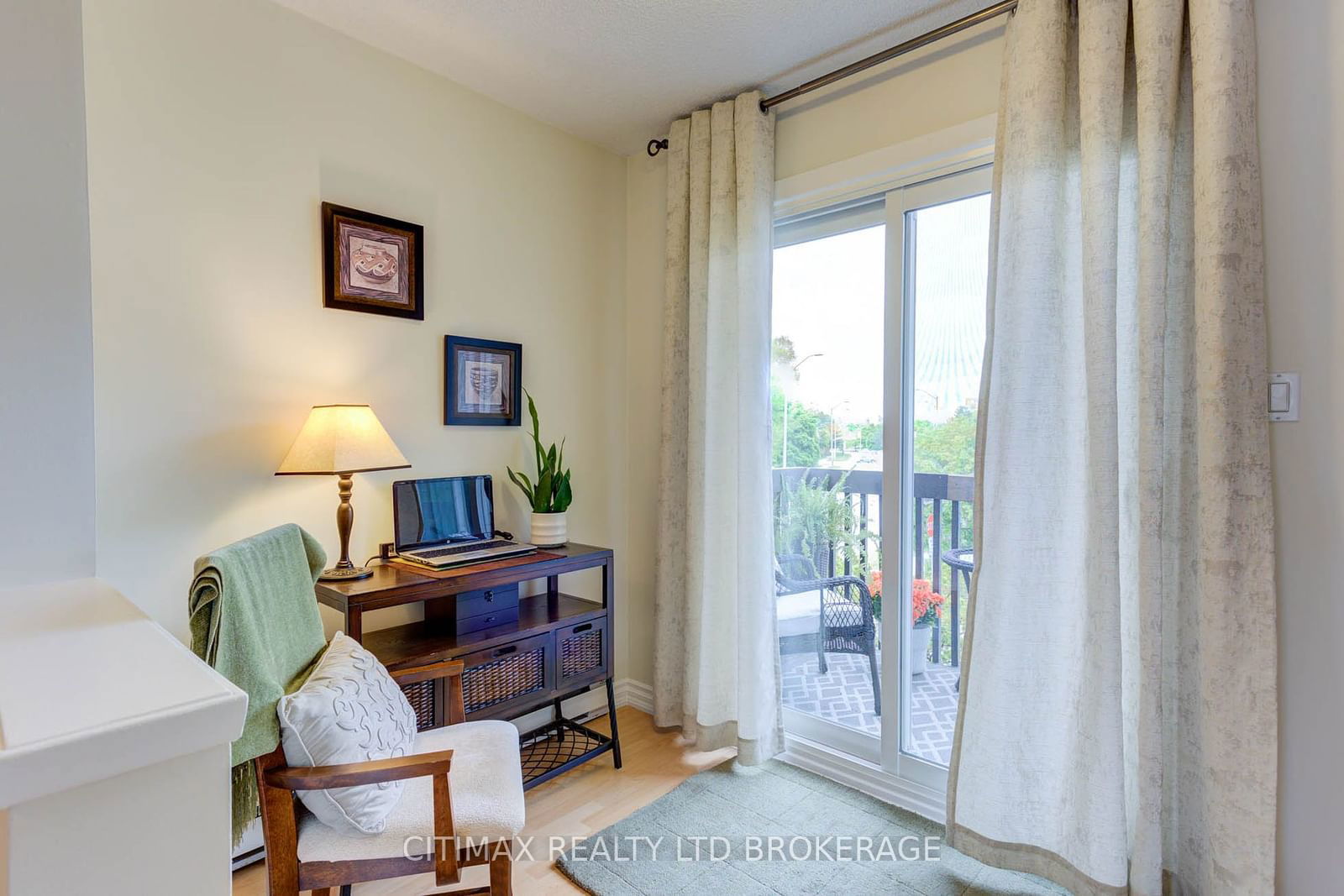 2651 Aquitaine Ave, unit 14 for sale - image #29