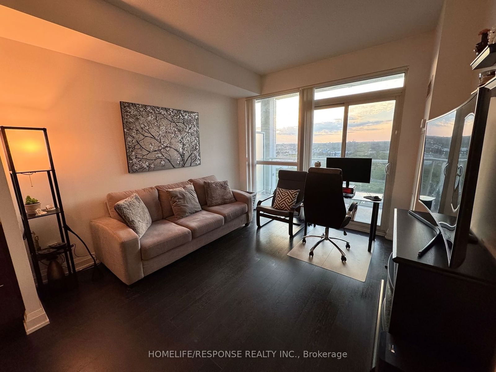 65 SPEERS Rd, unit 1112 for rent - image #5