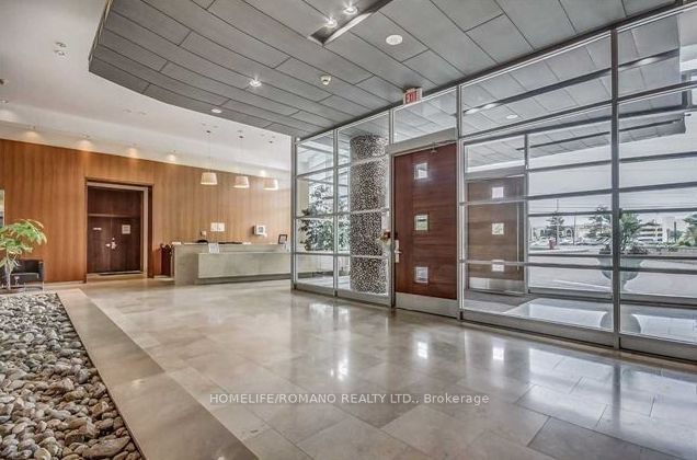 220 Burnhamthorpe Rd, unit 1605 for rent - image #2