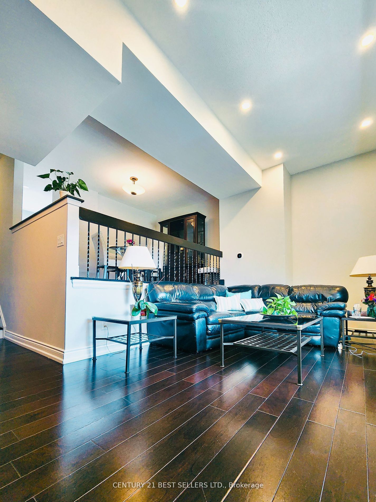 400 Bloor St, unit 46 for sale - image #5