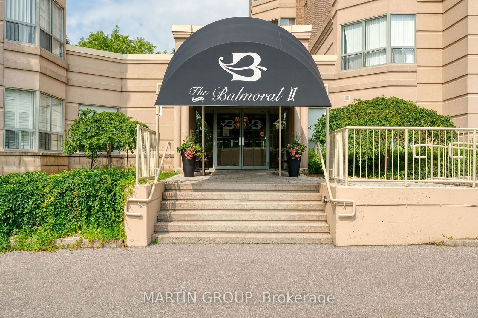 2085 Amherst Heights Dr, unit 316 for sale - image #1