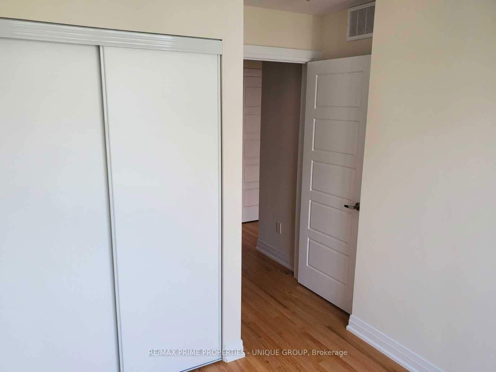 715 Lawrence Ave W, unit 18 for rent - image #17