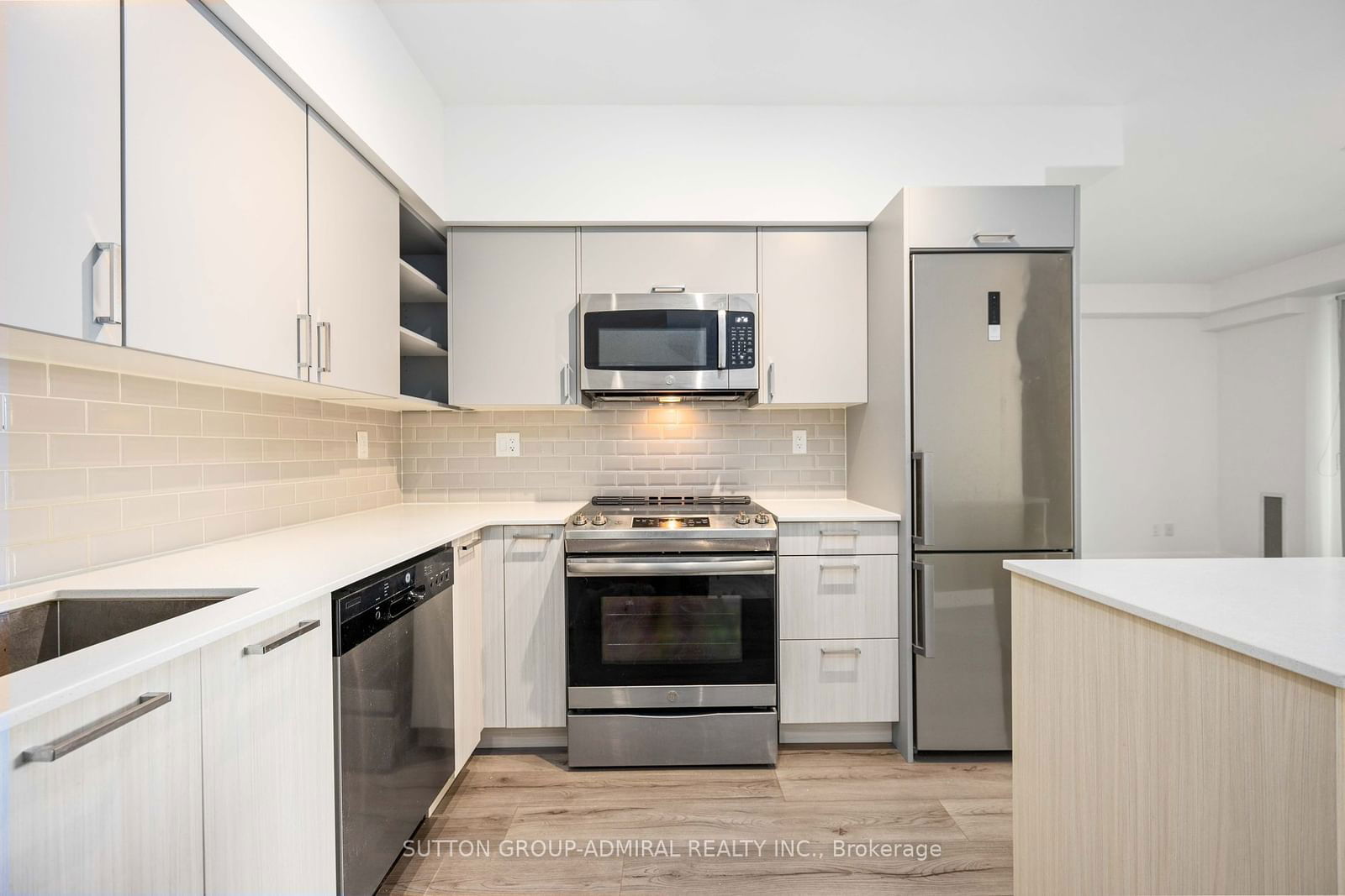 385 Osler St, unit 315 for sale - image #15