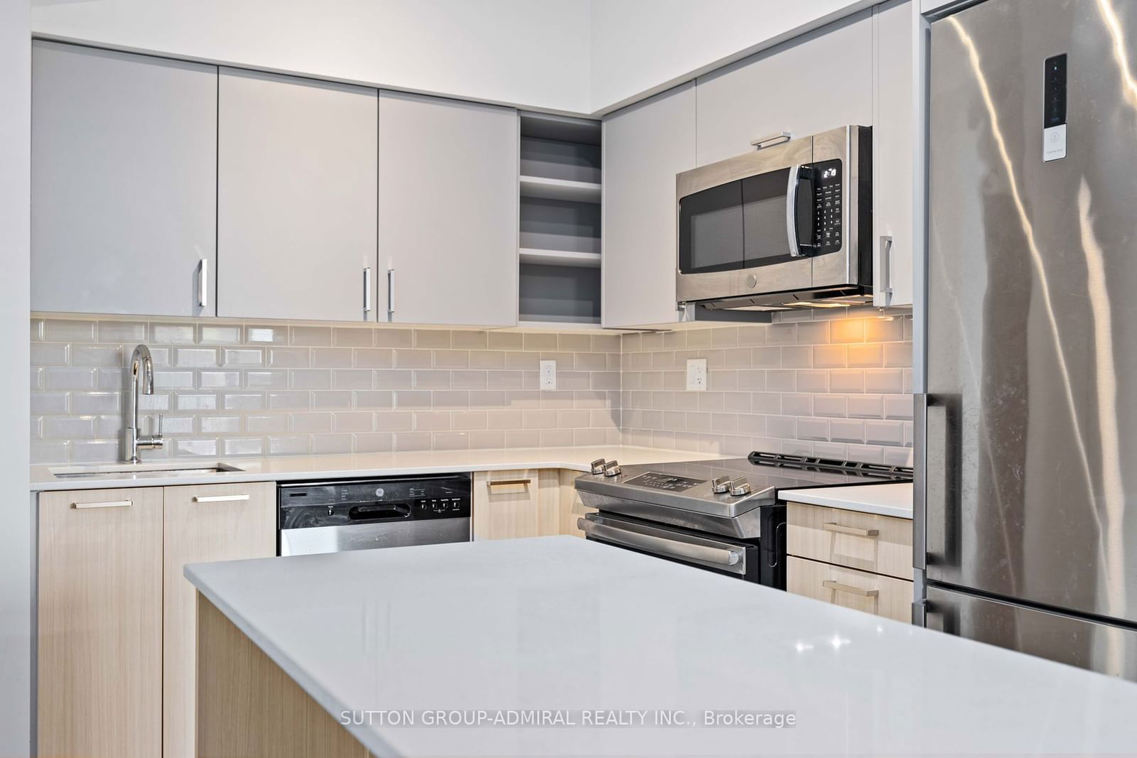 385 Osler St, unit 315 for sale - image #20