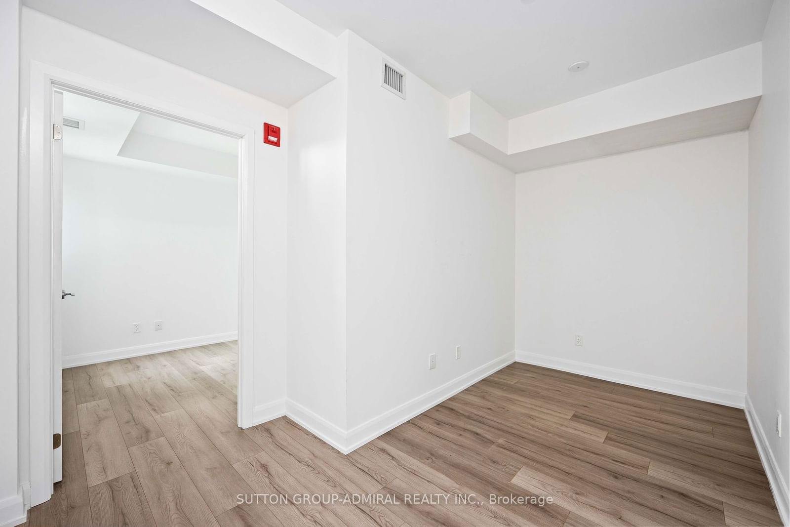 385 Osler St, unit 315 for sale - image #23