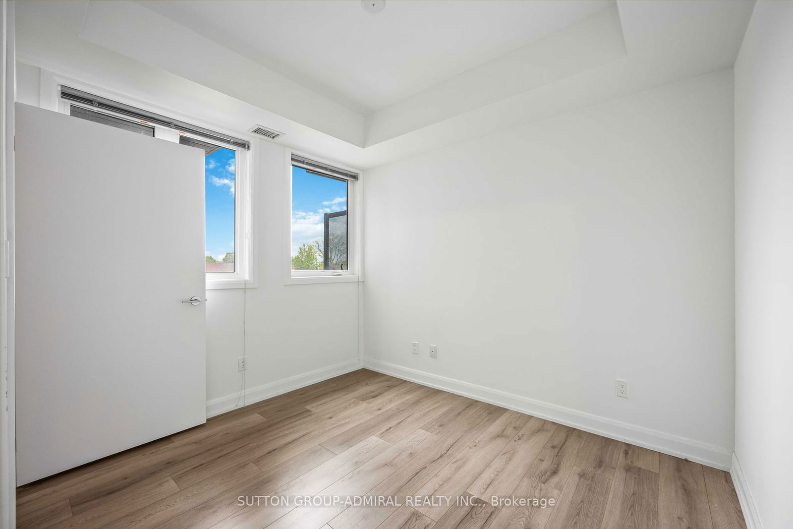 385 Osler St, unit 315 for sale - image #25