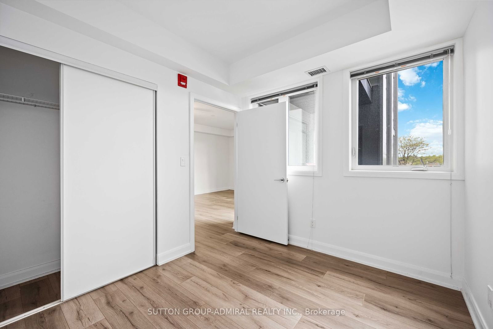 385 Osler St, unit 315 for sale - image #27