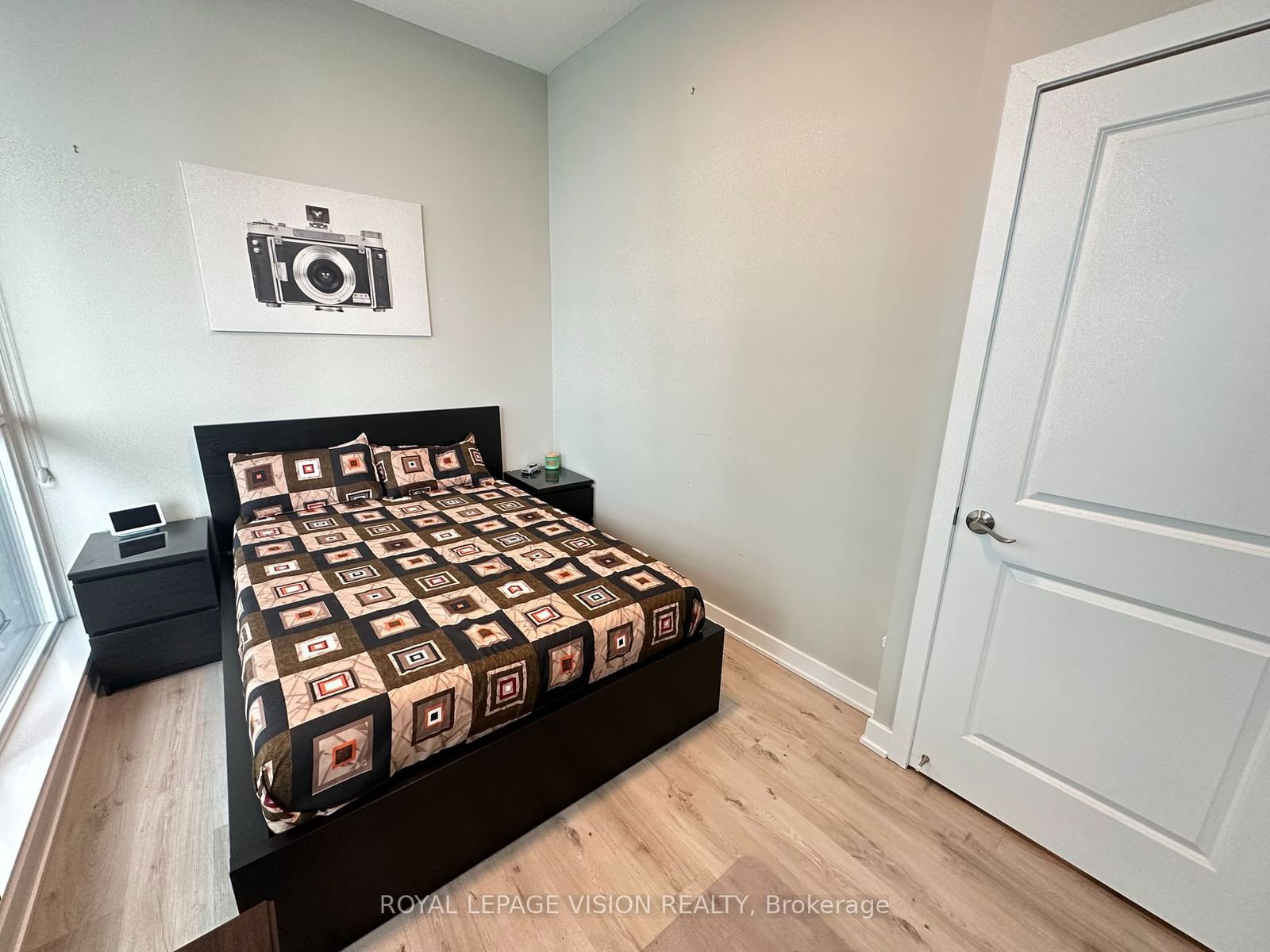 4070 Confederation Pkwy, unit 708 for rent - image #8