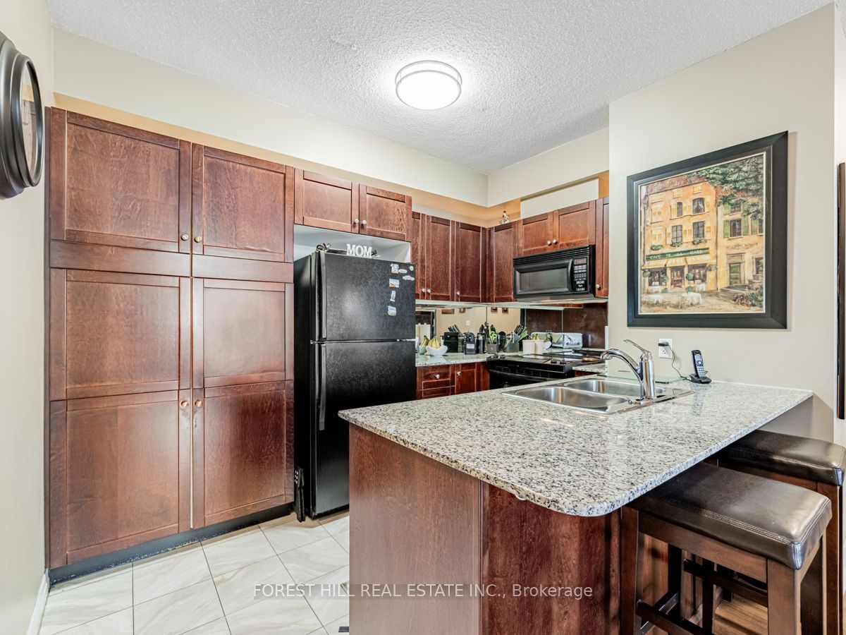 1359 Rathburn Rd E, unit 1501 for sale - image #8