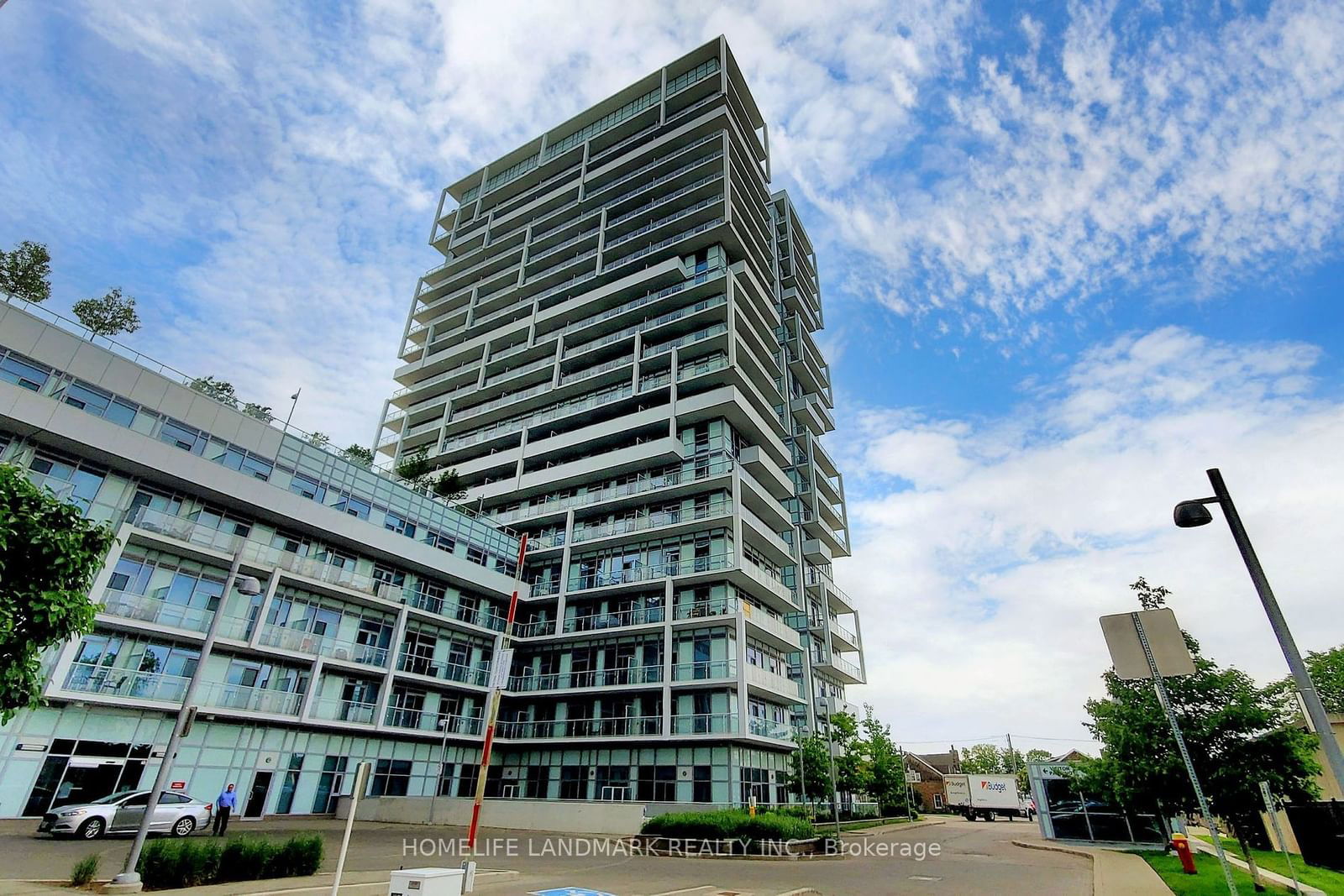 65 Speers Rd N, unit 418 for sale - image #1