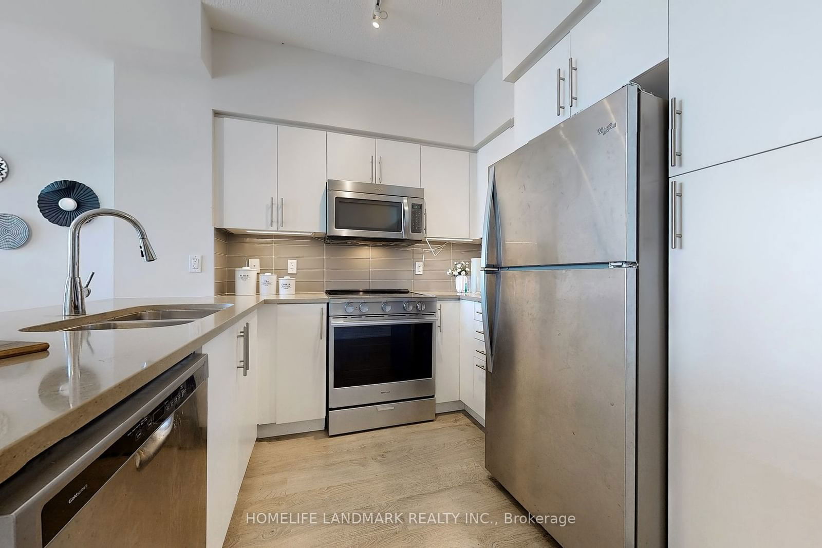 65 Speers Rd N, unit 418 for sale - image #16