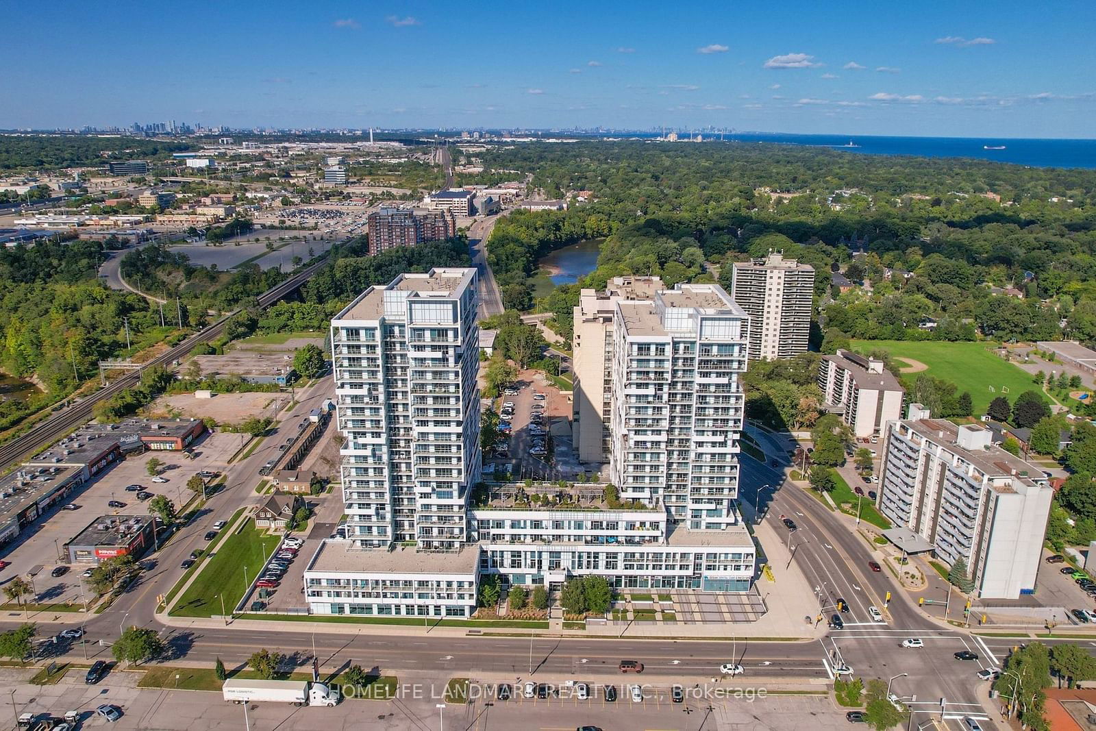 65 Speers Rd N, unit 418 for sale