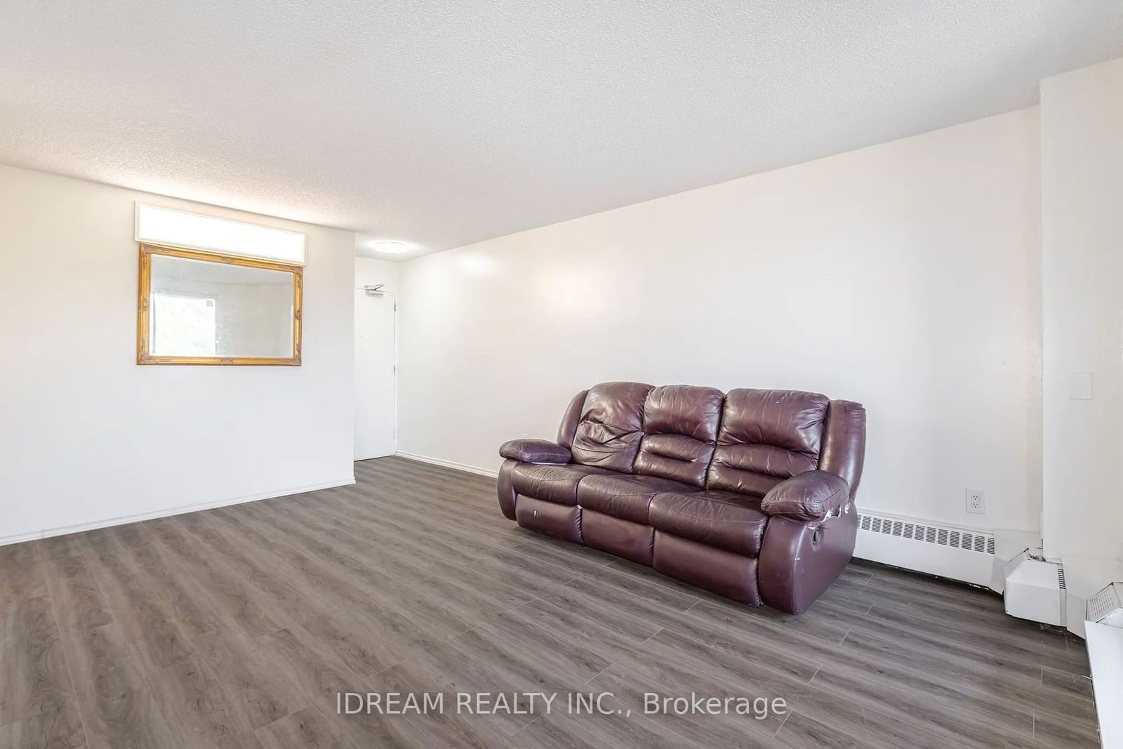 4673 Jane St, unit 517 for sale - image #5