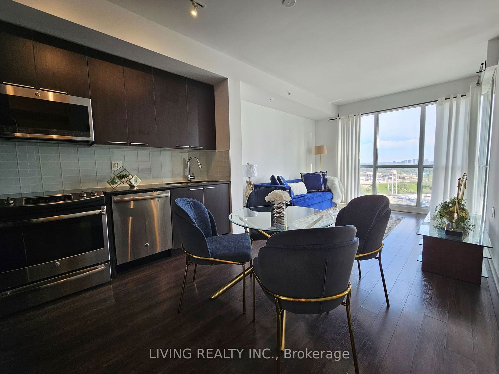 10 Park Lawn Rd, unit 1808 for sale - image #5