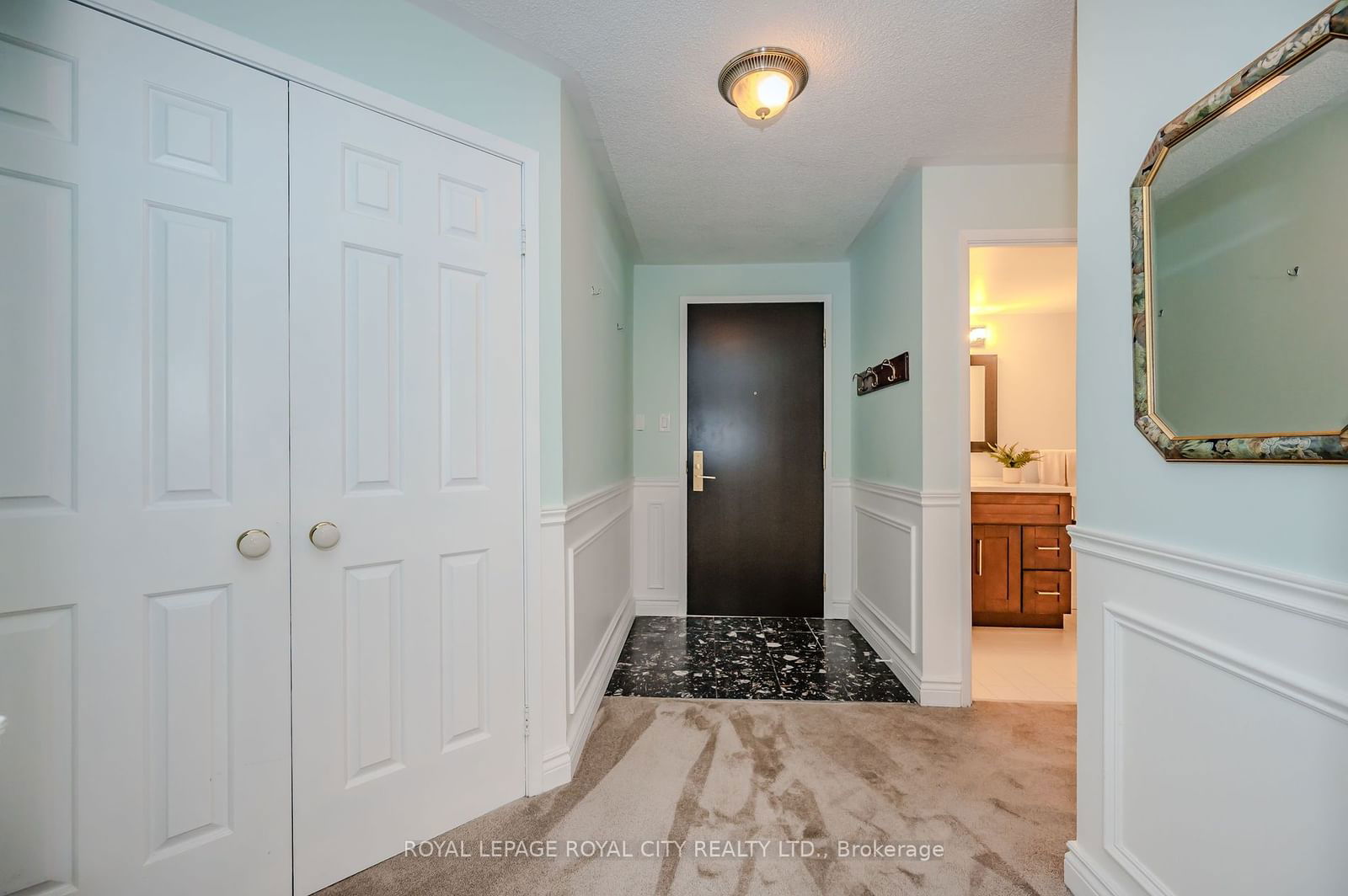 55 Kingsbridge Garden Circ, unit 406 for sale - image #7