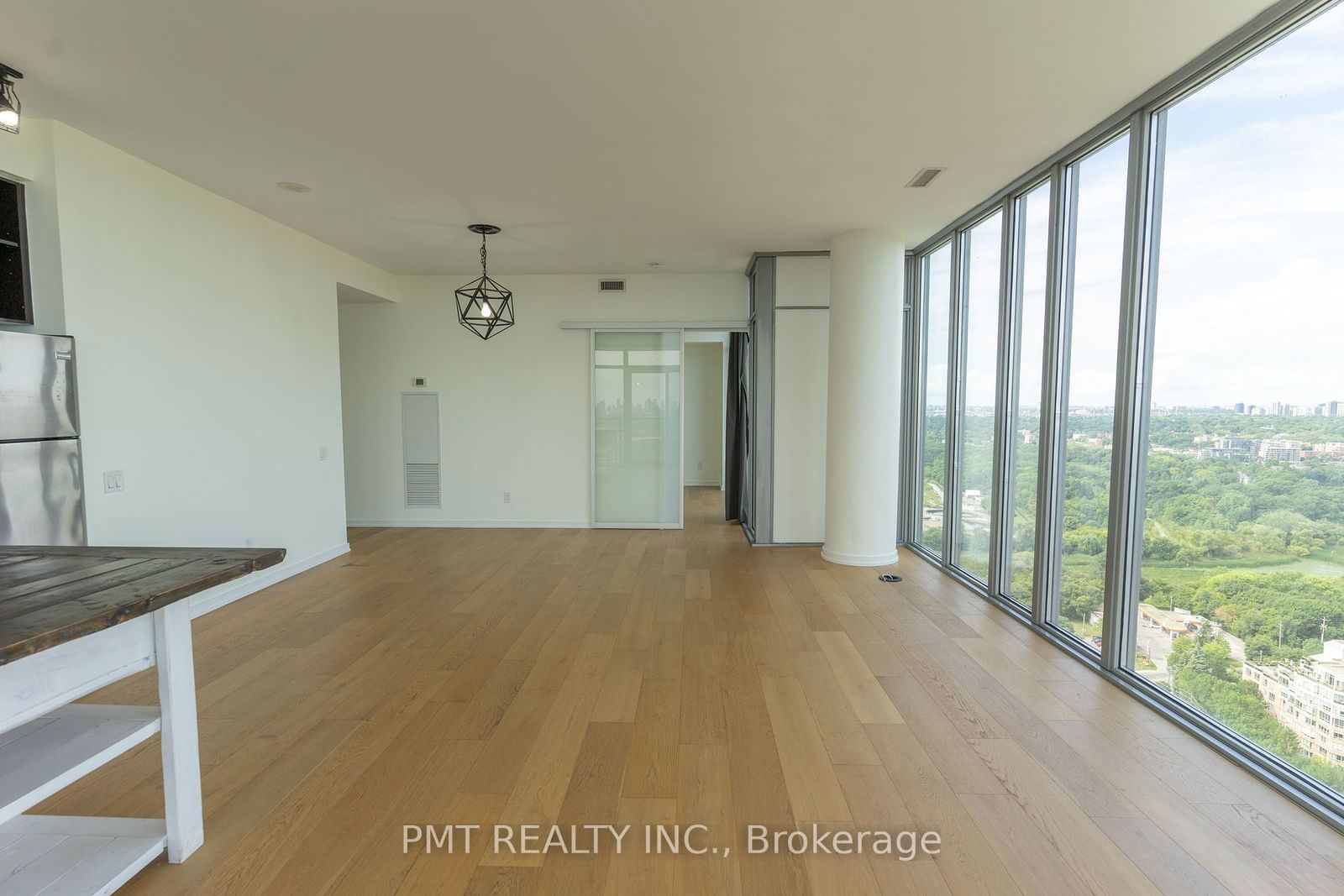 105 The Queensway, unit 3311 for rent - image #6