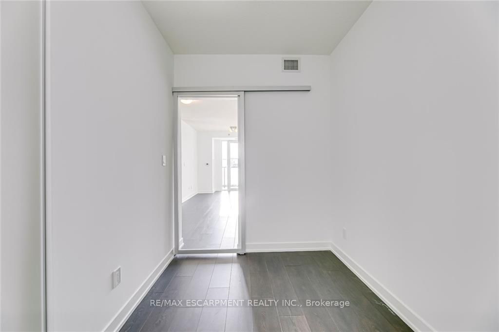 3210 Dakota Common, unit A305 for rent